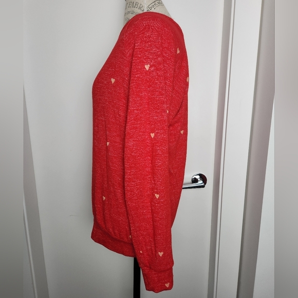 Red hearts sweater - Picture 3 of 12